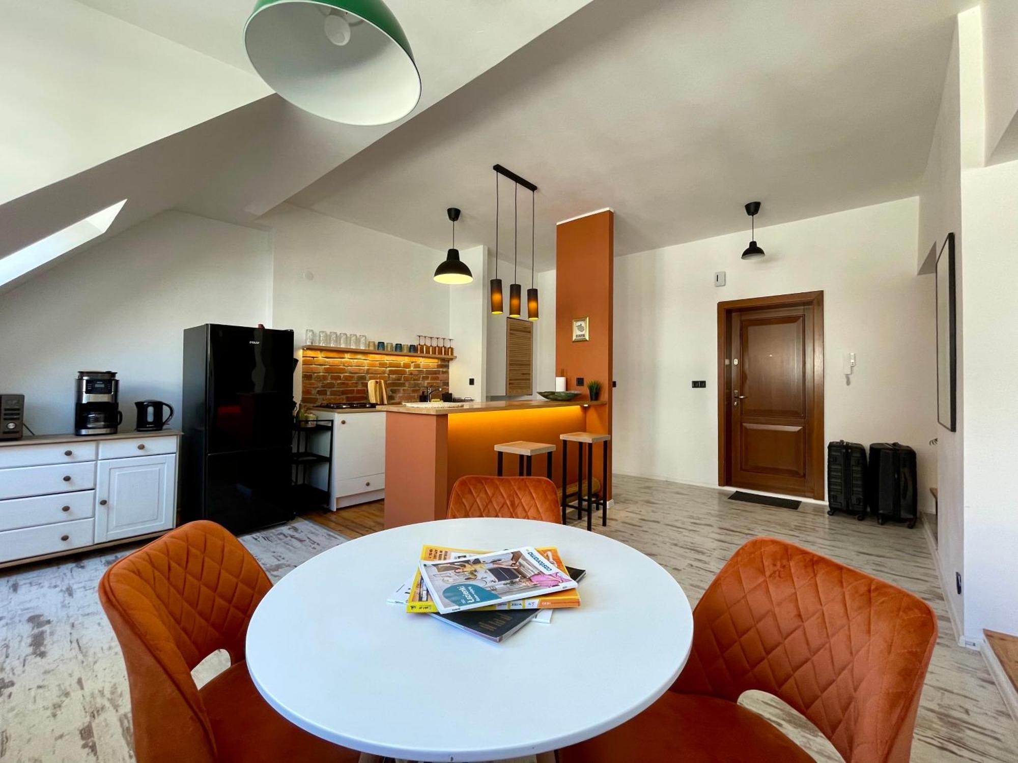 93 M2 Rynek Kino Na Dachu Self Check-In Apartman Wrocław Kültér fotó
