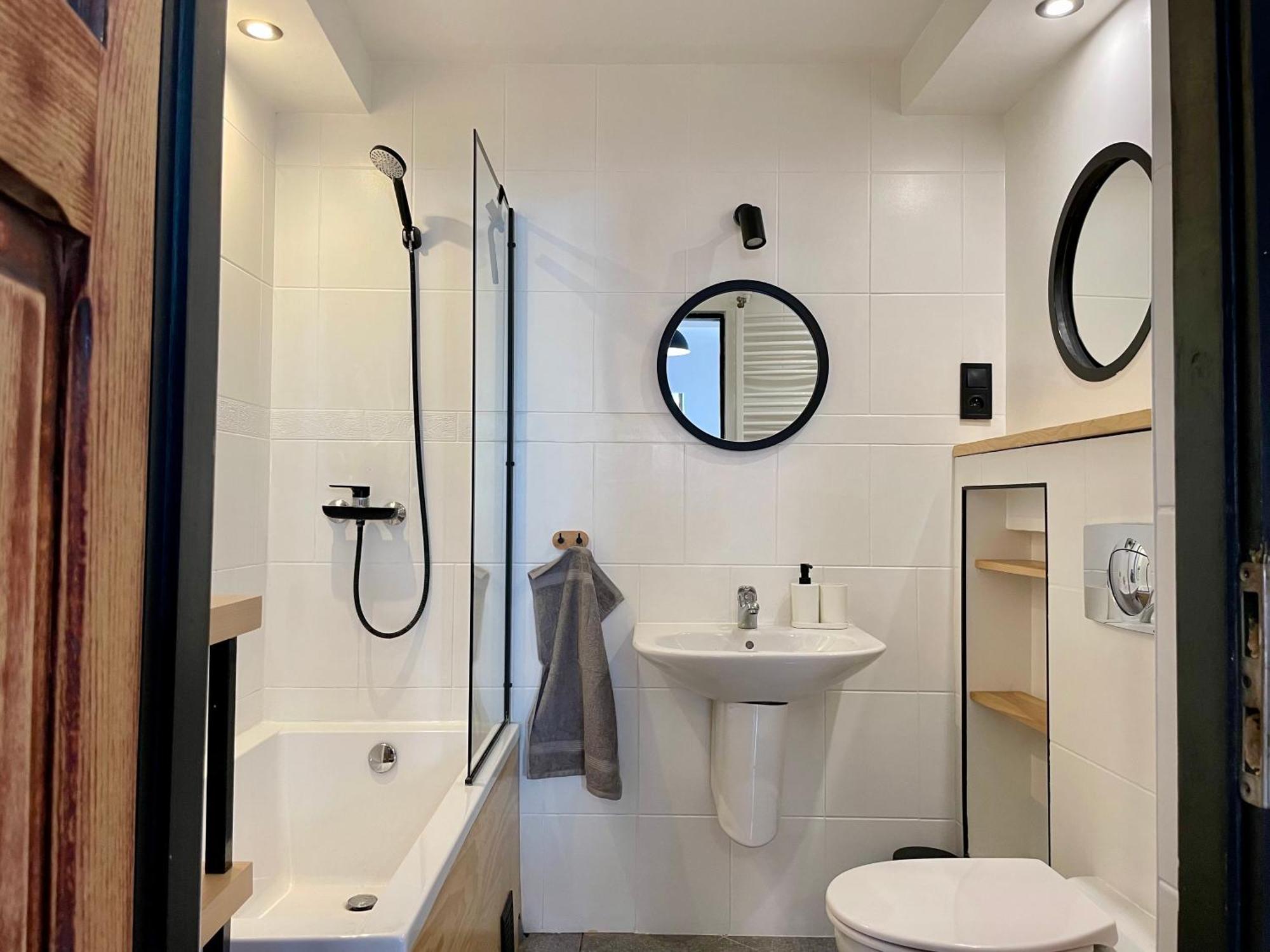 93 M2 Rynek Kino Na Dachu Self Check-In Apartman Wrocław Kültér fotó
